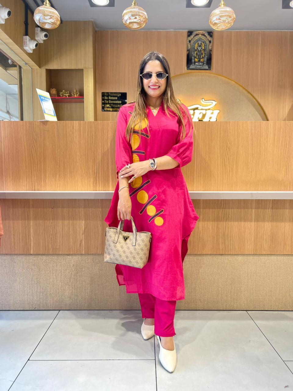 Rani Pink Muslin Kurti Pant Set