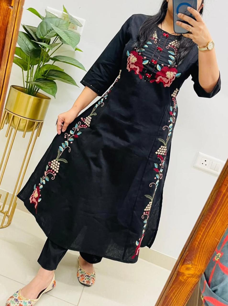 Black Embroidered Cotton Flex Set