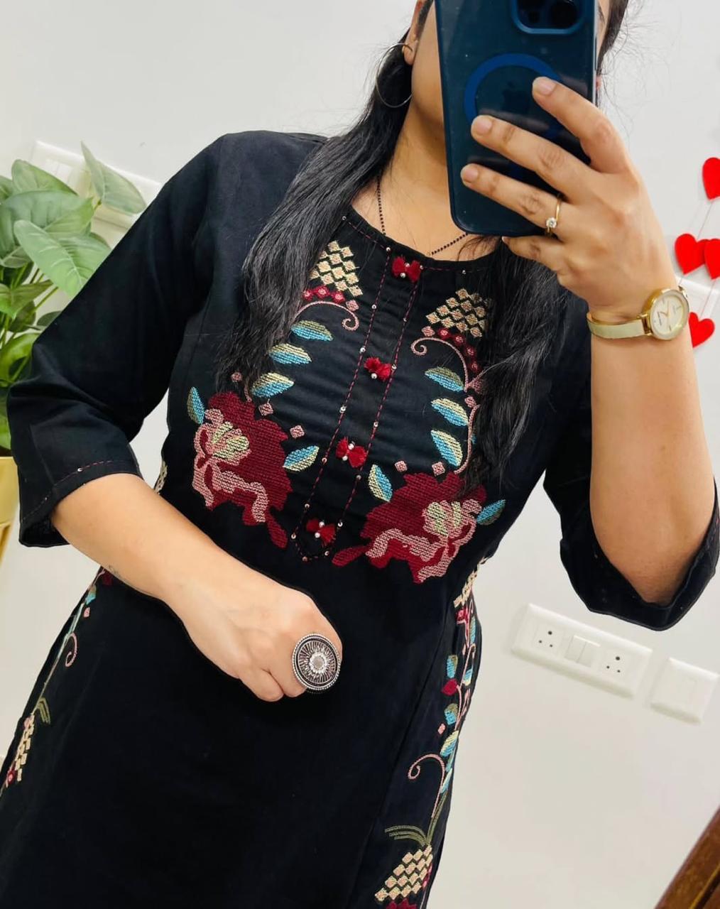 Black Embroidered Cotton Flex Set